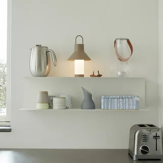 LED tafellamp op accu Shadow Small, IP65 by LOOM DESIGN in Beige – product photo 2 of 5