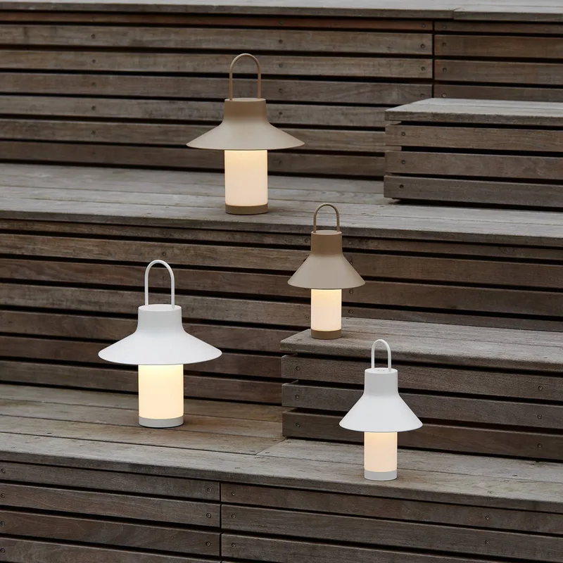 LED tafellamp op accu Shadow Small, IP65 by LOOM DESIGN in White – product photo 3 of 4