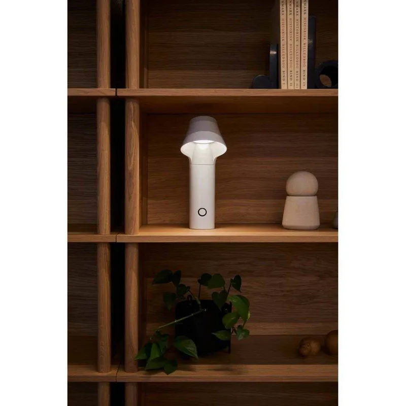 LED tafellamp Willow, aluminium, IP54 de LOOM DESIGN en Blanc – photo du produit 3 sur 5