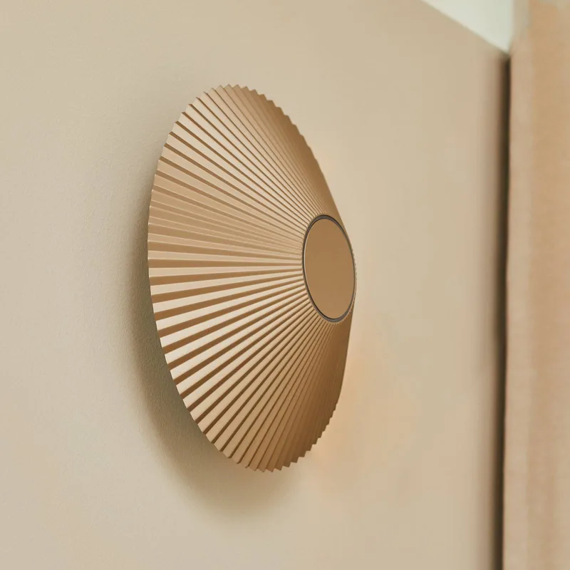 LED wandlamp Ballerina, Ø 35 cm från LOOM DESIGN i Kräm – produktbild 3 av 3