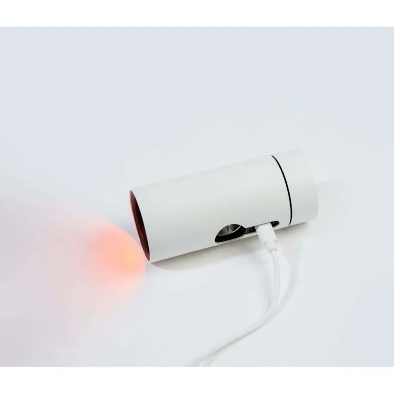 Sia Click Spot White von LOOM DESIGN – Produktfoto