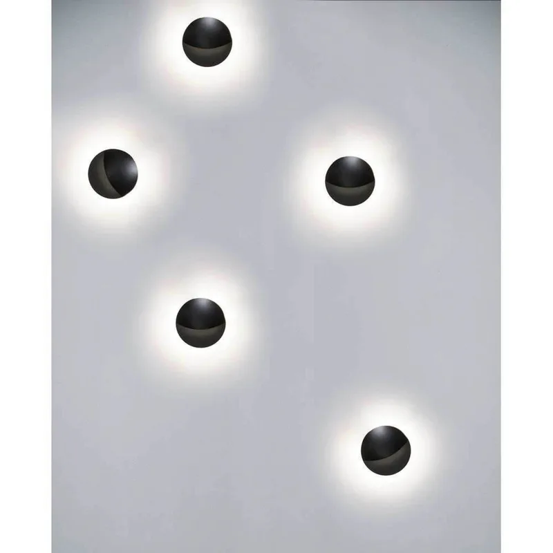 Smiley wandlamp IP65 matzwart by LOOM DESIGN – product photo