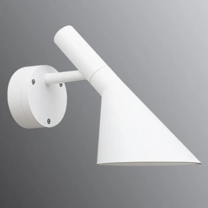 AJ 50 Wandlamp Wit - Louis Poulsen - Designer - Metaal - 1 lamp by Louis Poulsen – product photo