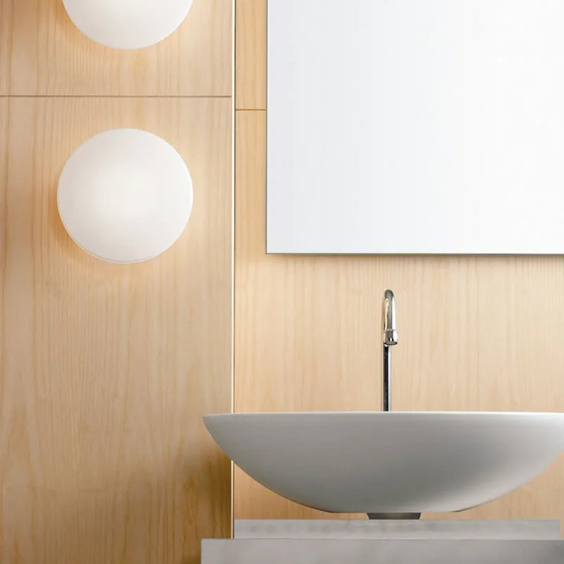 AJ Eklipta Wand-/Plafondlamp Ø220 White - Louis Poulsen - Woonkamer - Glas by Louis Poulsen – product photo