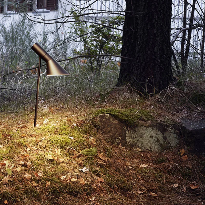 AJ Garden Short Tuinlamp 2700K Anchor Black fra Louis Poulsen – produktbillede 2 af 5