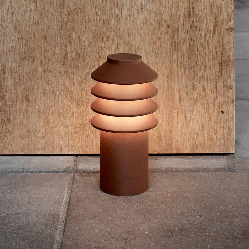 Bysted Garden 25 cm voetplaat corten 927 by Louis Poulsen – product photo 2 of 3
