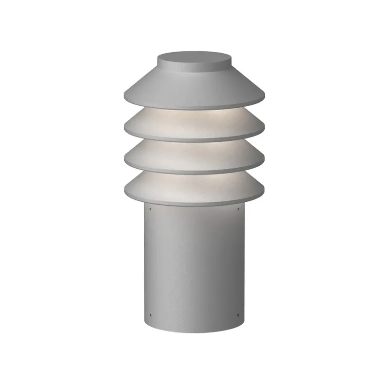 Bysted Garden Short o/adapter Pollerleuchte Aluminium de Louis Poulsen – photo du produit