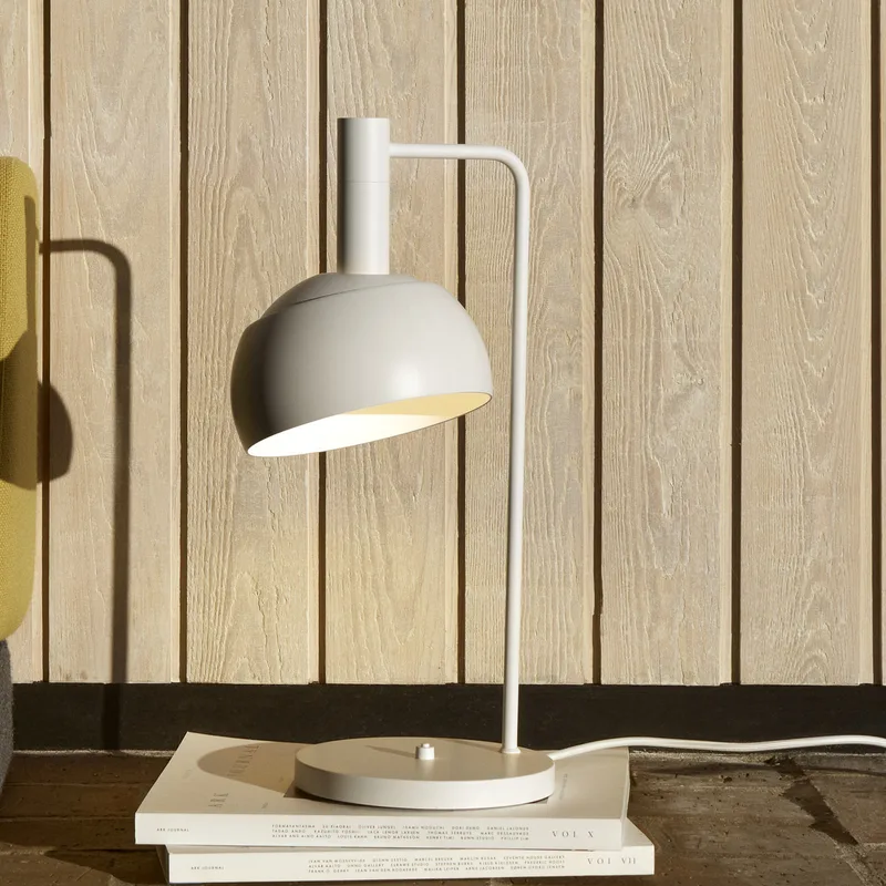 FJ Elements tafellamp wit 45 cm - Louis Poulsen - Woonkamer - Modern - Aluminium - Met lampenkap by Louis Poulsen – product photo