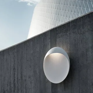 Flindt wandlamp Ø 30 cm 2700 K wit by Louis Poulsen – product photo 3 of 5