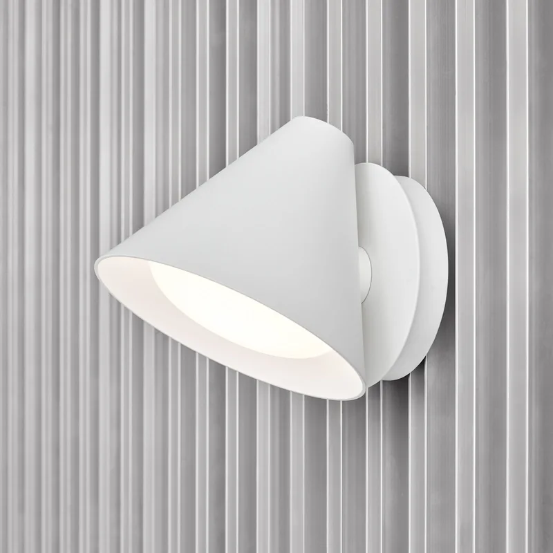 Keglen 175 LED Wandlamp Dim-to-Warm White - Louis Poulsen - Woonkamer - Designer - Metaal - 1 lamp by Louis Poulsen – product photo