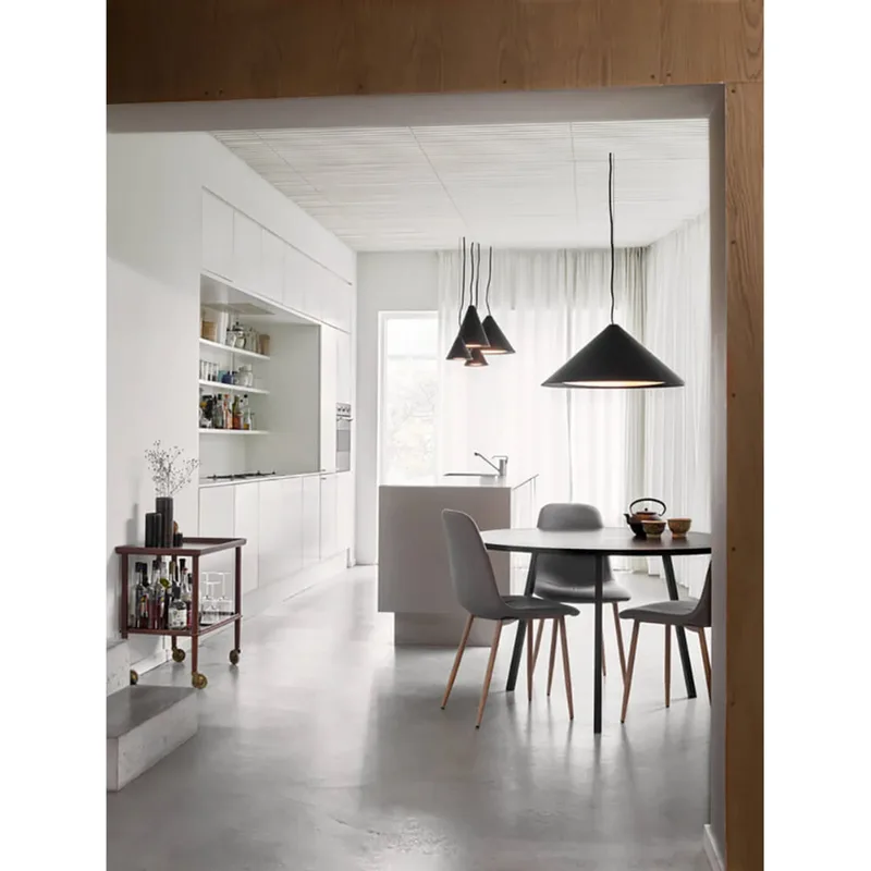 Keglen 400 LED Hanglamp Zwart - Louis Poulsen - Woonkamer - Aluminium by Louis Poulsen – product photo