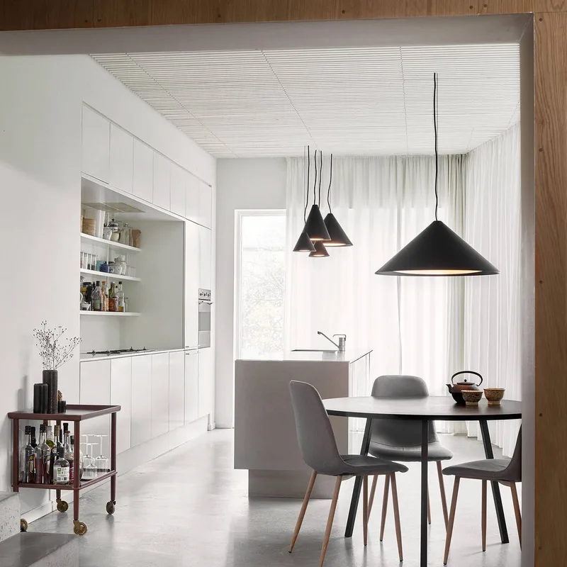 Keglen LED-Hängelampe 17,5cm van Louis Poulsen in Schwarz – productfoto