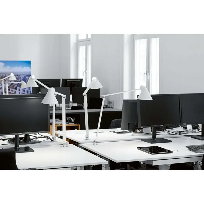 NJP Tafellamp met Clamp 2700K Licht Gray - Louis Poulsen - Woonkamer - Aluminium by Louis Poulsen – product photo