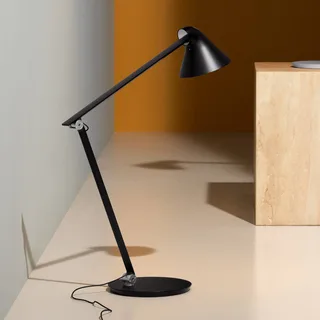 NJP Tafellamp met Voet 3000K Zwart van Louis Poulsen – productfoto 3 van 5