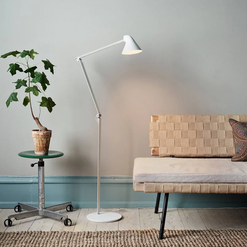 NJP VloerLamp 3000K Wit by Louis Poulsen – product photo 2 of 3