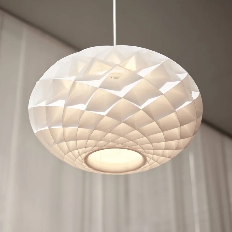 Patera Oval LED weiß Ø 50cm 2.700K von Louis Poulsen in Weiß matt – Produktfoto