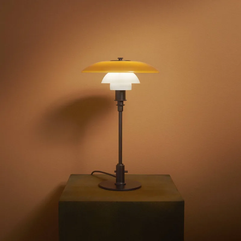 PH 3-2 tafellamp, gebruneerd messing, amber by Louis Poulsen – product photo 5 of 5