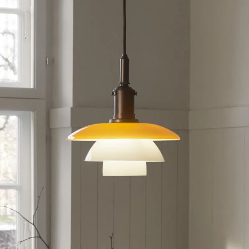 PH 3/3 Centenary hanglamp amber/wit Ø 28 cm - Louis Poulsen - Woonkamer - Designer - Glas - Met lampenkap by Louis Poulsen – product photo