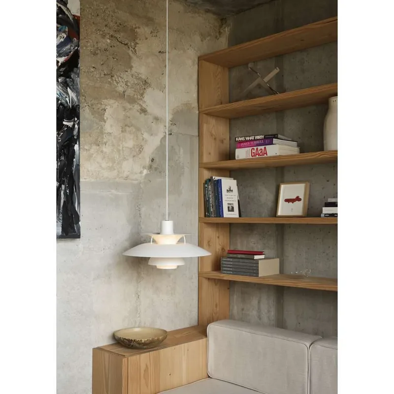PH 5 300 hanglamp, beige, Ø 30 cm - Louis Poulsen - Woonkamer - Metaal by Louis Poulsen – product photo