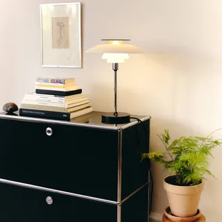 PH 80 tafellamp, wit/rood/chroom, Ø 32 cm de Louis Poulsen – photo du produit 2 sur 5
