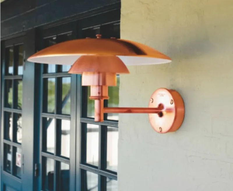 PH Wandlamp Koper (Met Kabeluitgang Beneden) - Louis Poulsen - Terras - Messing von Louis Poulsen – Produktfoto