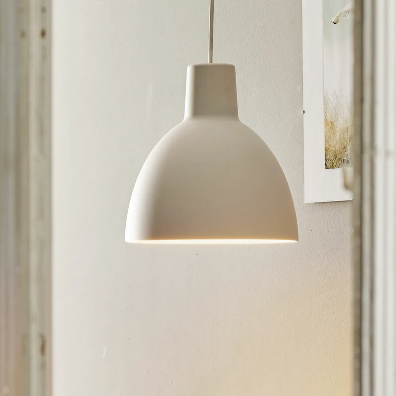 Toldbod 250 Hanglamp Wit - Louis Poulsen - Woonkamer - Designer - Metaal - 1 lamp van Louis Poulsen – productfoto