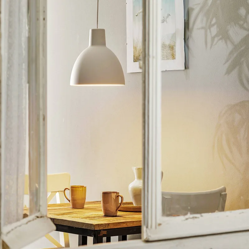 Toldbod 250 Hanglamp Wit fra Louis Poulsen – produktbillede 2 af 5