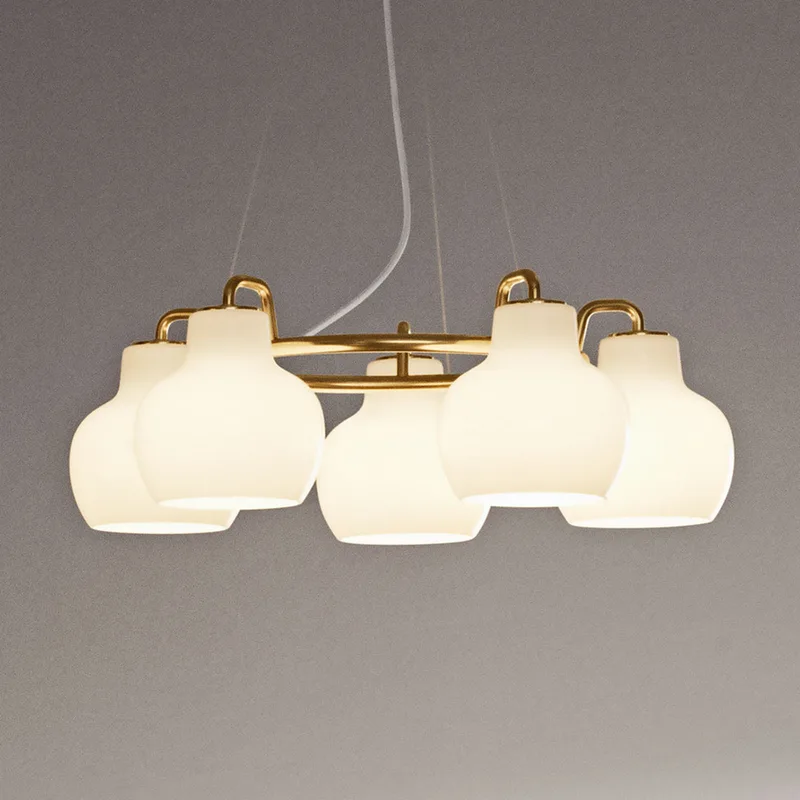 VL Ring Crown 5 Hanglamp Opal - Louis Poulsen - Woonkamer - Designer - Glas - Meerdere lampen by Louis Poulsen – product photo