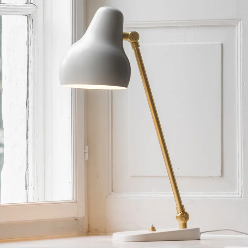 VL38 Tafellamp Wit - Louis Poulsen - Woonkamer - Designer - Metaal - 1 lamp by Louis Poulsen – product photo