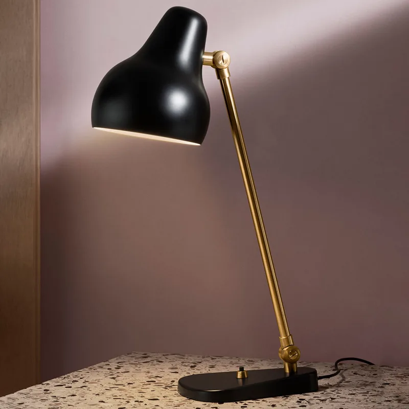 VL38 Tafellamp Zwart - Louis Poulsen - Woonkamer - Designer - Metaal - 1 lamp by Louis Poulsen – product photo