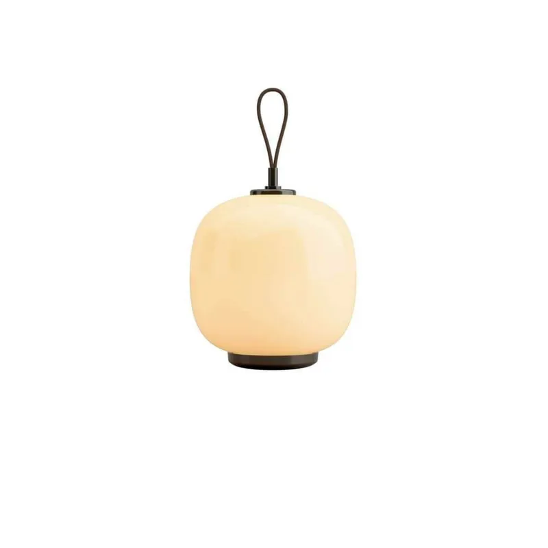 VL45 Radiohus accu-tafellamp, messing/geel - Louis Poulsen - Woonkamer - Glas by Louis Poulsen – product photo