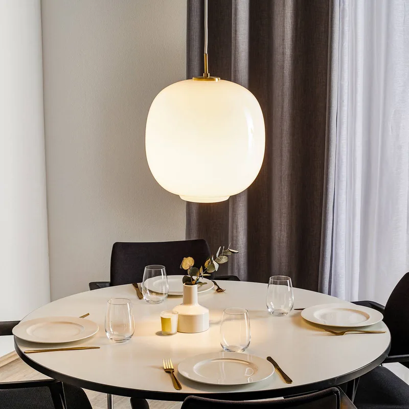 VL45 Radiohus hanglamp, Ø 37 cm, wit by Louis Poulsen – product photo 2 of 5