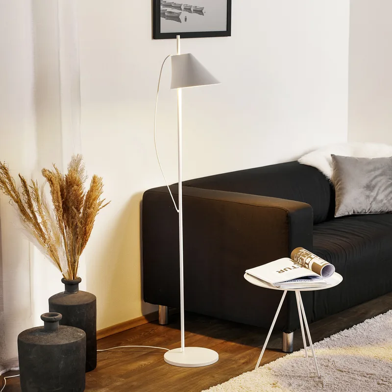 Yuh Vloerlamp Wit - Louis Poulsen - Woonkamer - Designer - Metaal - 1 lamp by Louis Poulsen – product photo
