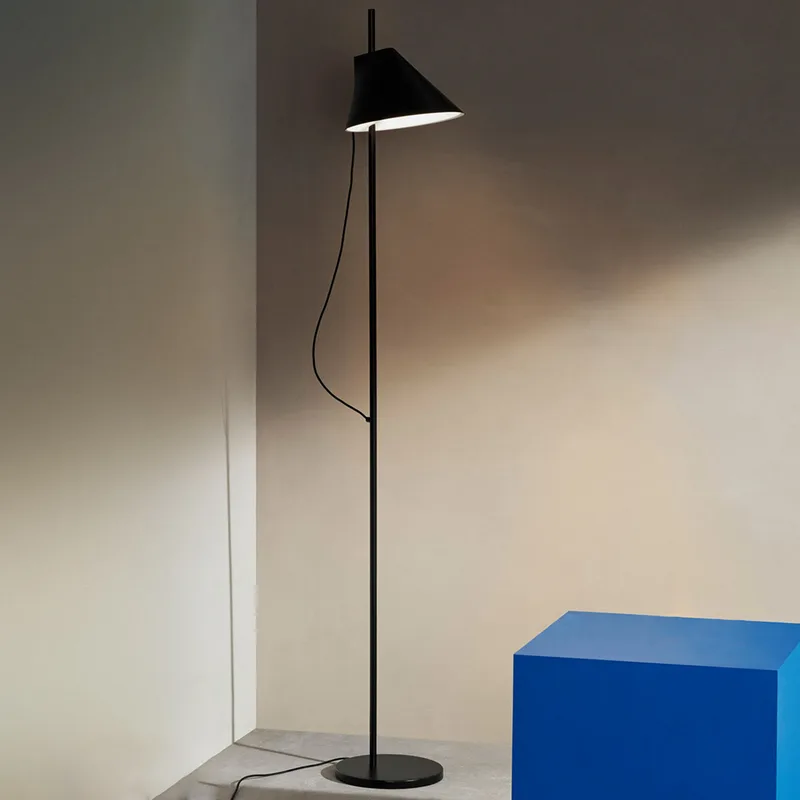 Yuh Vloerlamp Zwart - Louis Poulsen - Woonkamer - Designer - Metaal - 1 lamp van Louis Poulsen – productfoto