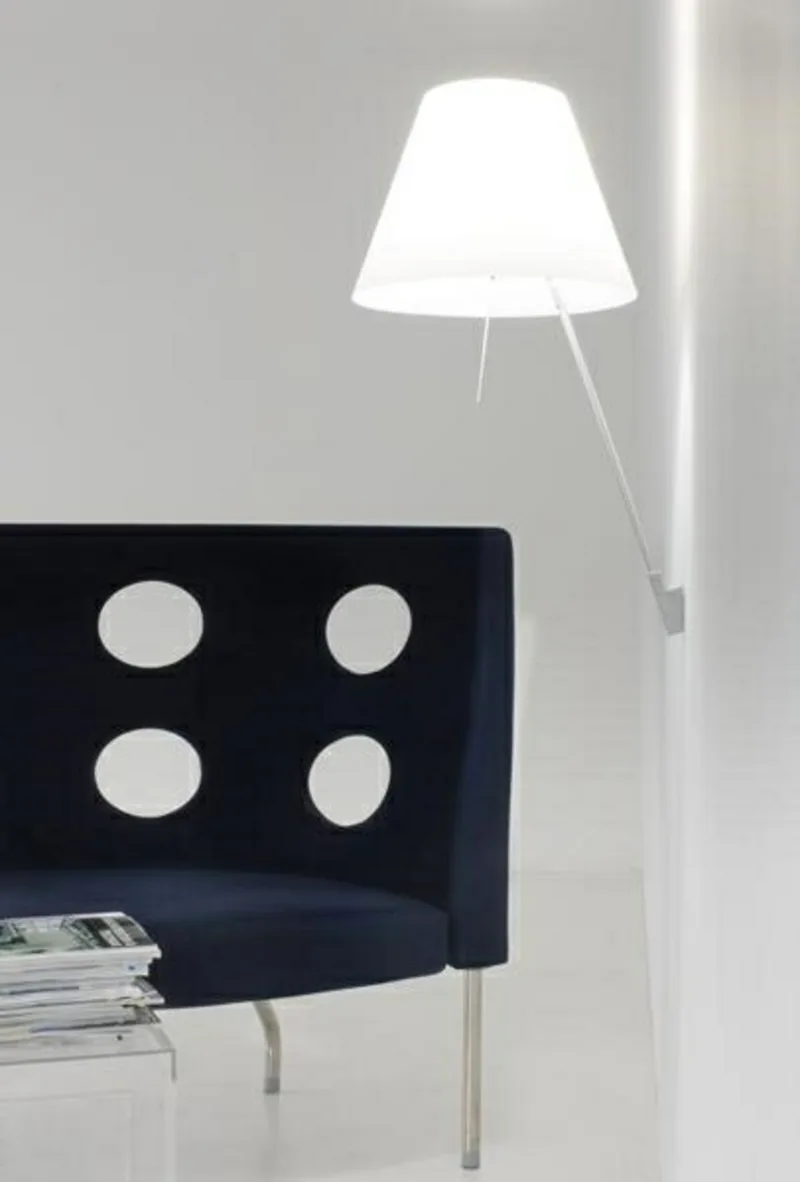 Costanza Wandlamp met Dimmer Alu/Edgy Pink - Luceplan - Woonkamer - Aluminium by Luceplan – product photo