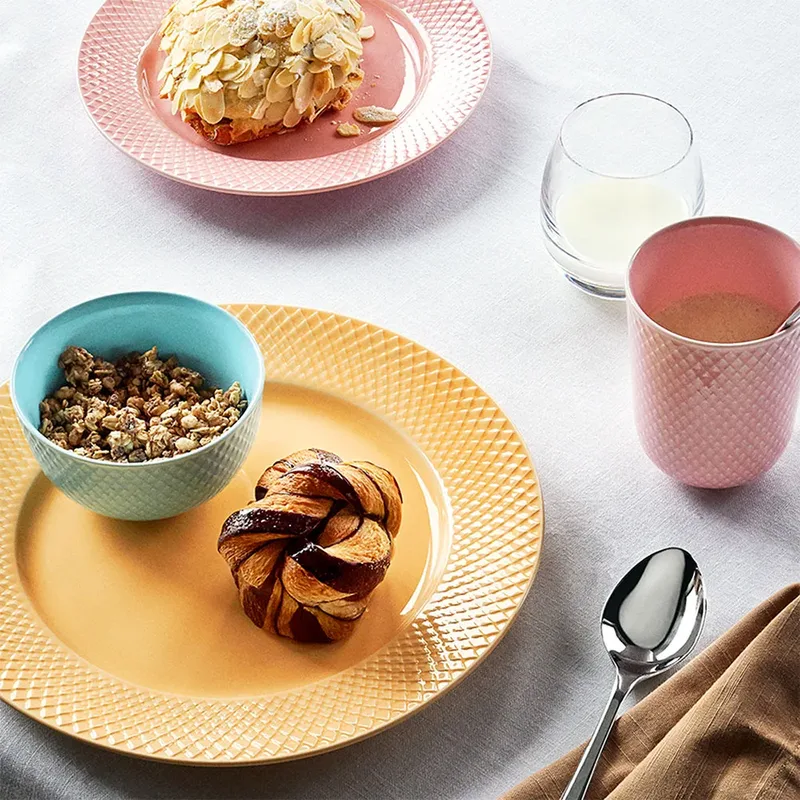 Rhombe Becher 33cl Rosa by Lyngby Porcelæn – product photo 2 of 5