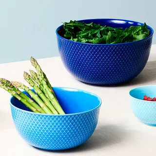 Rhombe Servierschale Ø22cm Dunkelblau från Lyngby Porcelæn – produktbild 3 av 5