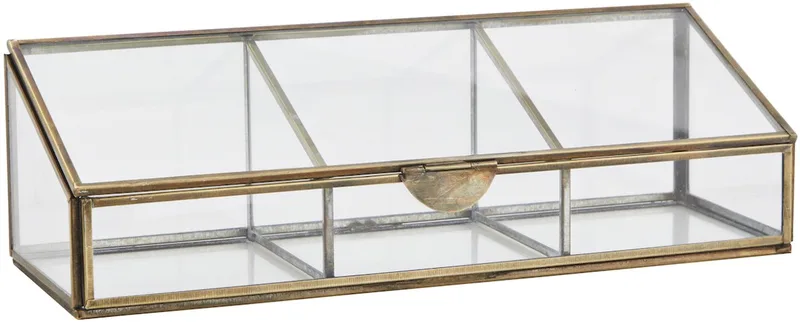 Glazen vitrine met 3 compartimenten 30x10x9 cm van Madam Stoltz in Messing – productfoto