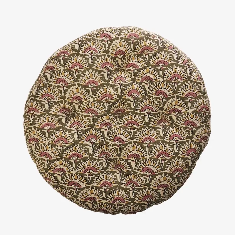 Rond stoelkussen met Indiase print - 45 cm - roze, mosterd van Madam Stoltz in Groen – productfoto
