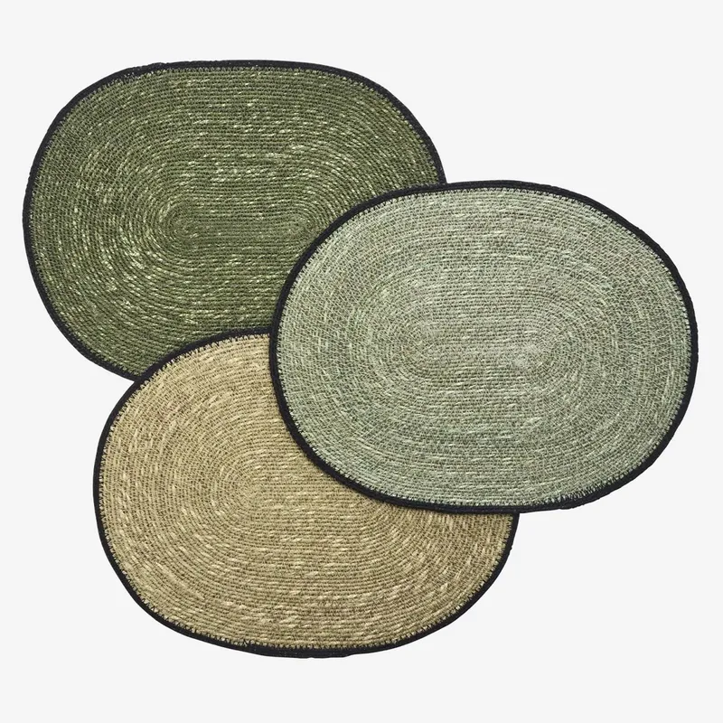 Set van 3 ovale zeegras placemats - koele kleuren van Madam Stoltz in Groen – productfoto