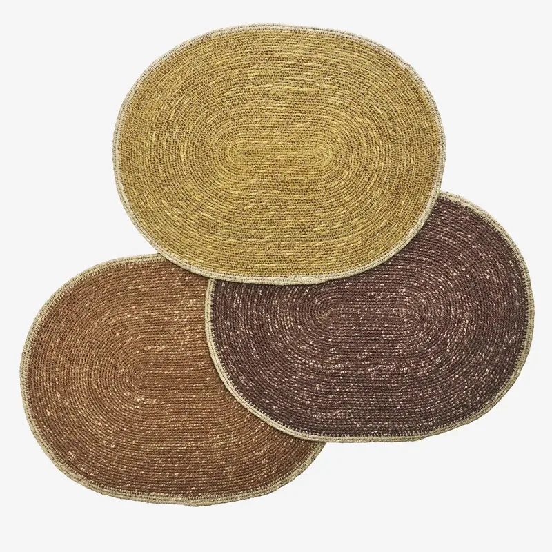 Set van 3 ovale zeegras placemats - warme kleuren van Madam Stoltz in Bruin – productfoto
