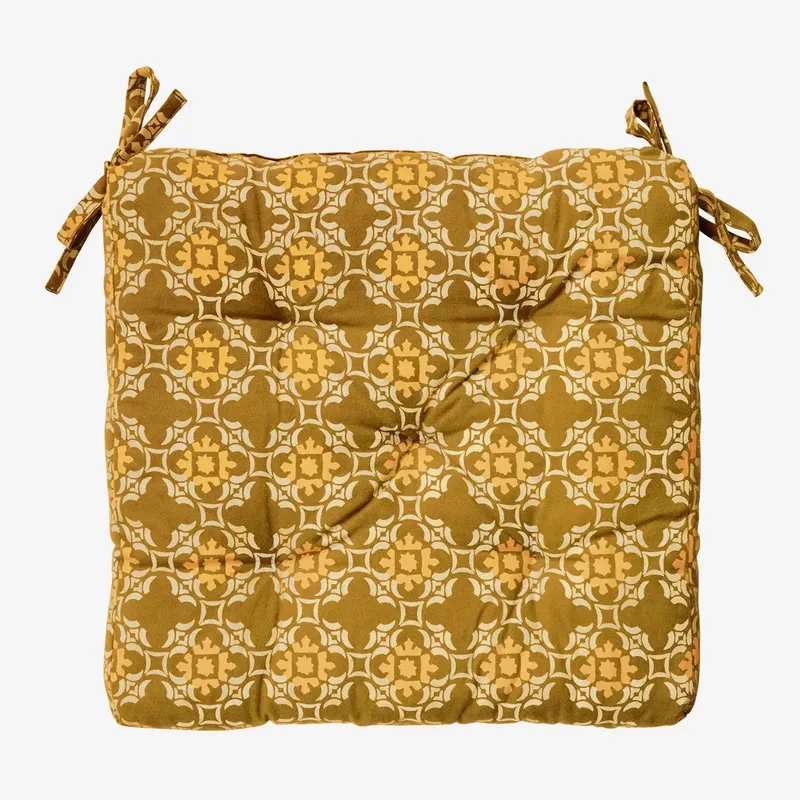stoelkussen 45x45cm - 100% katoen - caramel retro print från Madam Stoltz i Brun – produktbild