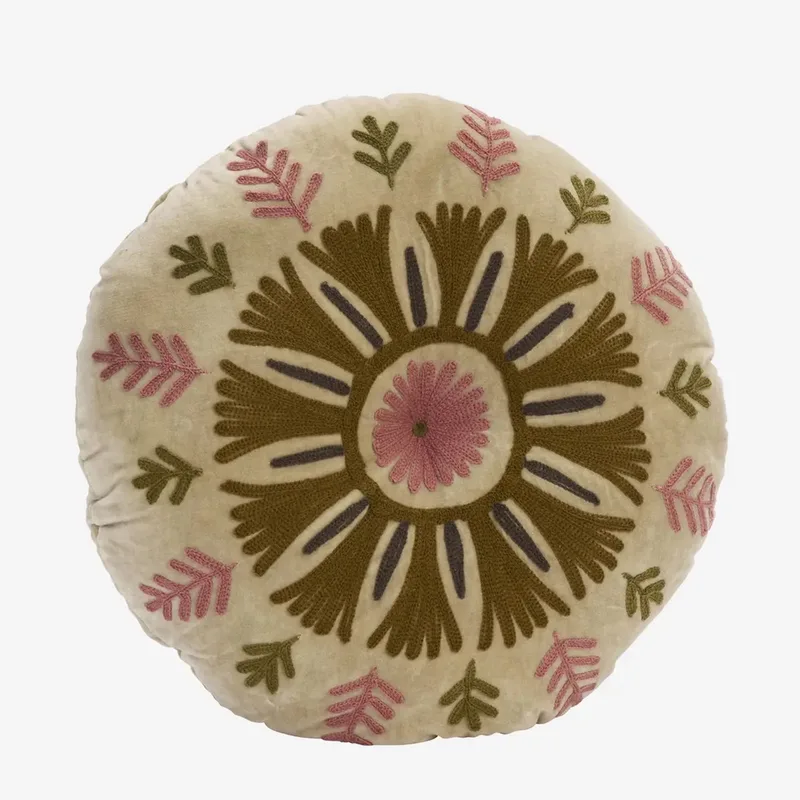 Suzani Geborduurd Fluwelen Kussen – Rond – 50 cm by Madam Stoltz in Beige – product photo