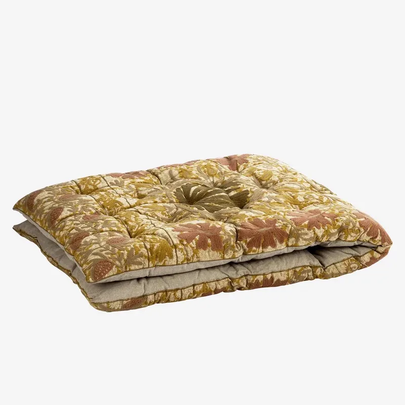 Suzani matraskussen 70x180 cm – geborduurd by Madam Stoltz in Mosterd – product photo