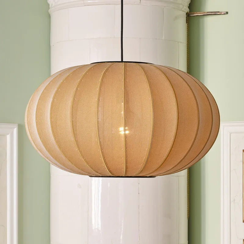 Knit-Wit 57 Ovale hanglamp oranje E27 - Handgemaakt Made By Hand - Woonkamer - Scandinavisch - Stof - 1 lamp by Made By Hand – product photo