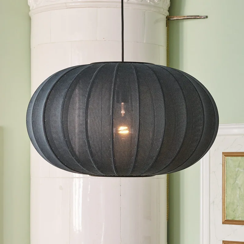 Knit-Wit 57 Ovale hanglamp zwart E27 - Handgemaakt Made By Hand - Woonkamer - Scandinavisch - Stof - 1 lamp by Made By Hand – product photo