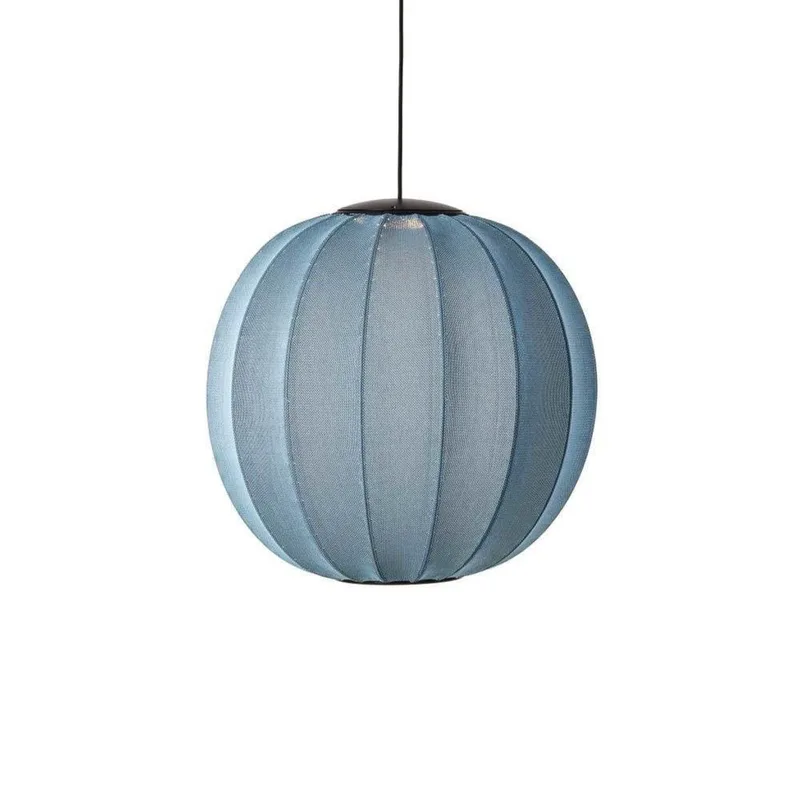 Knit-Wit 60 ronde LED hanglamp, blauw, Ø60cm från Made By Hand – produktbild