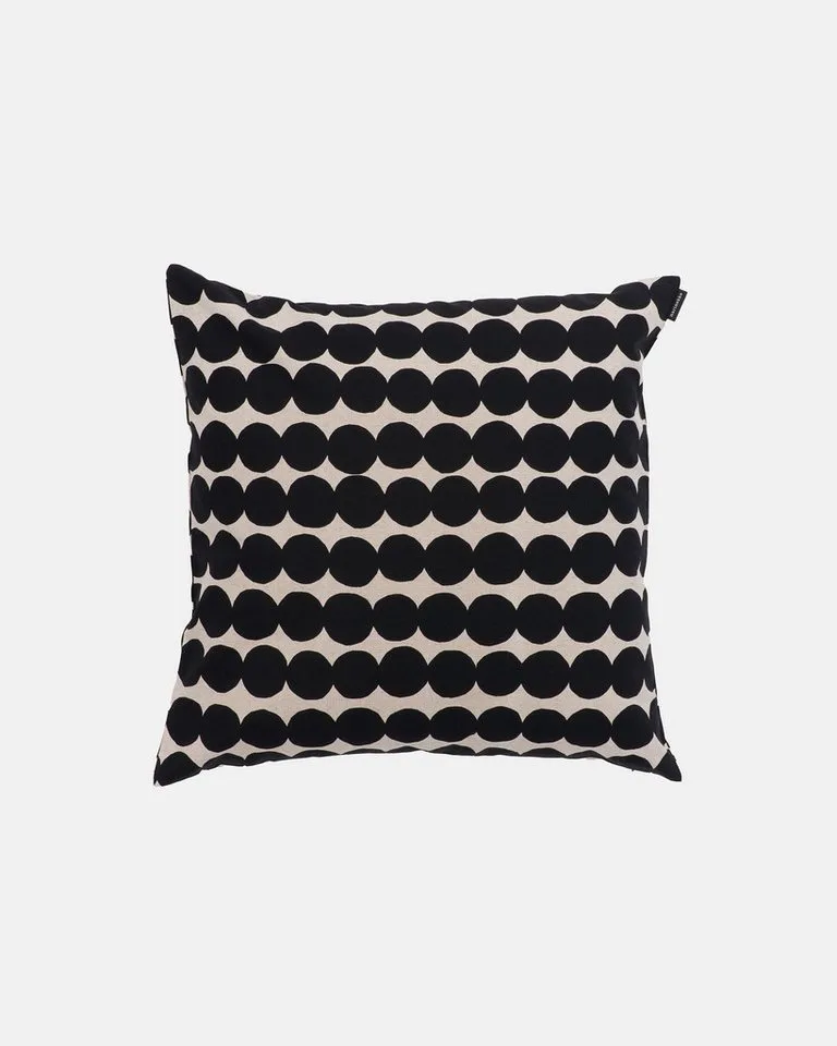 Dekokissen RÄSYMATTO, Baumwolle, 50x50 cm by Marimekko in Schwarz – product photo