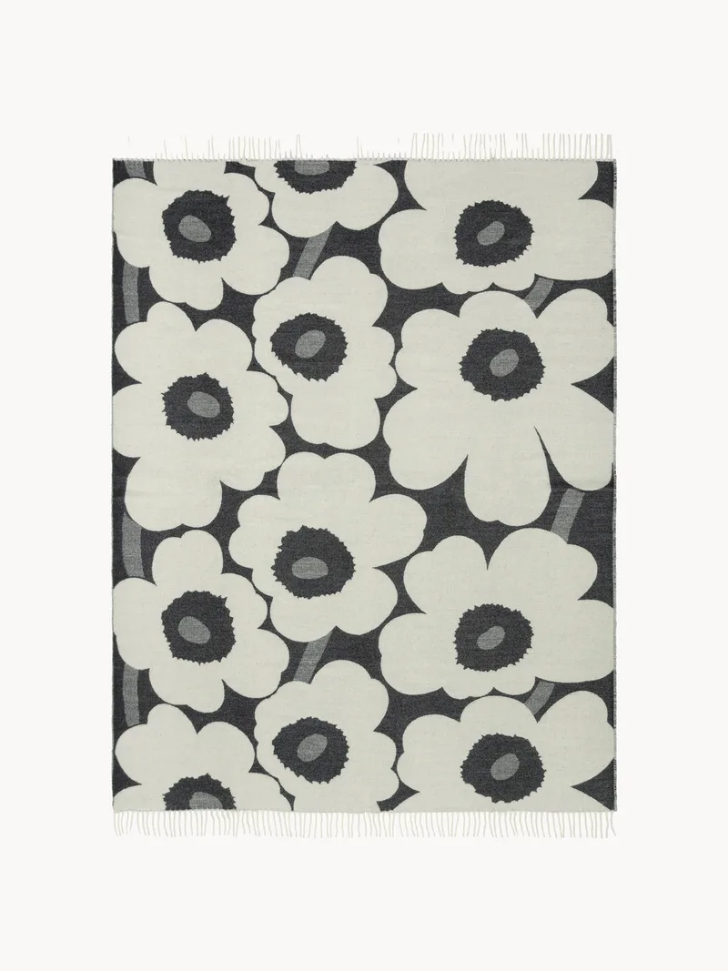 Dubbelzijdige plaid Unikko met franjes van Marimekko – productfoto