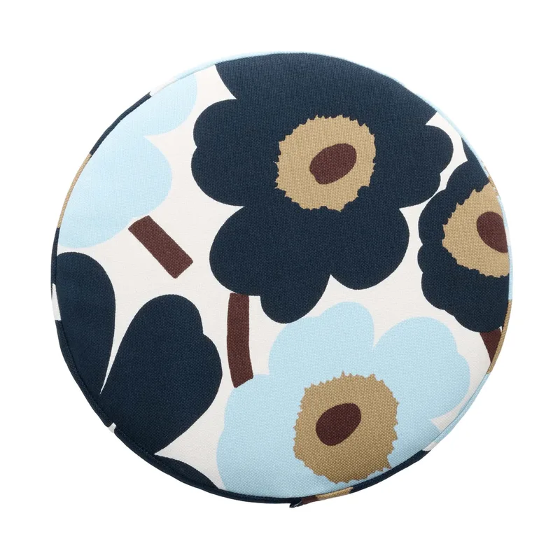 Pieni unikko runde Sitzauflage Weiß-blueberry-cold blue-Dunkelbraun från Marimekko – produktbild